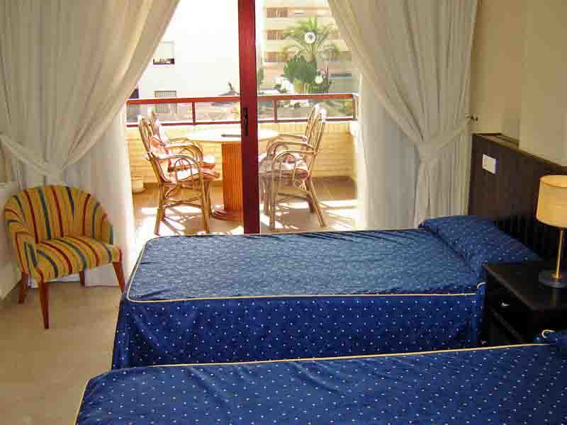 Nuevo Golf Apts 阿尔比尔 外观 照片